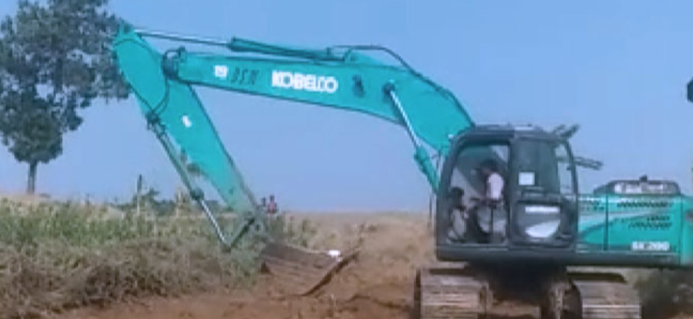 Normalisasi Embung, Upaya Desa Jayamulya Indramayu Wujudkan Pertanian Berkelanjutan